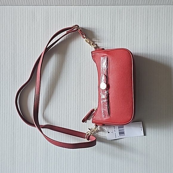 Tommy hilfiger purse - Picture 1 of 8